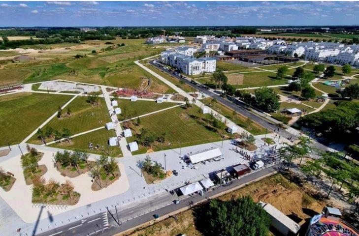3 Room Flat In Parklane - 1,5Km Disney Serris Kültér fotó