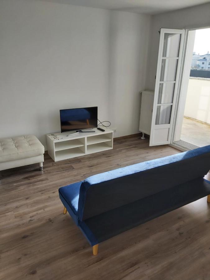 3 Room Flat In Parklane - 1,5Km Disney Serris Kültér fotó
